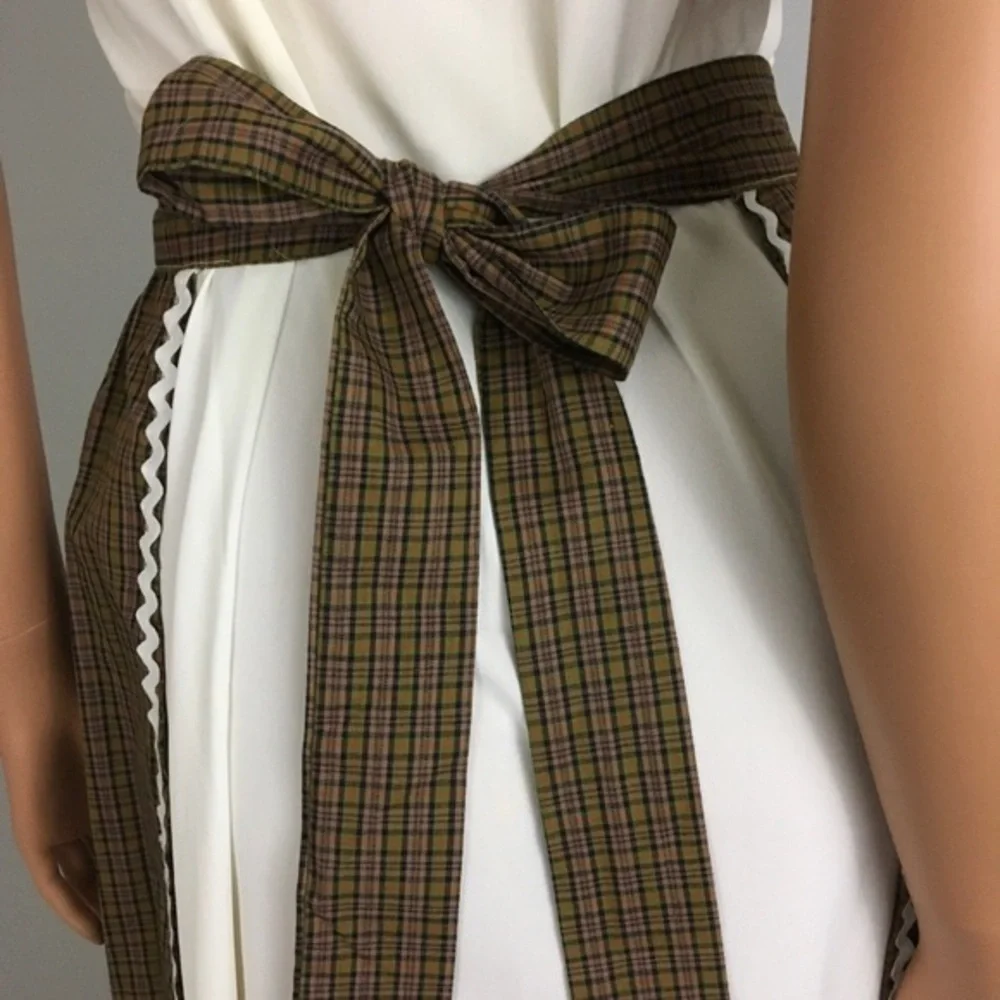 Vintage Brown Half Apron White Rick Rack Pockets Handmade Tie Sash Green Black - Picture 8 of 14